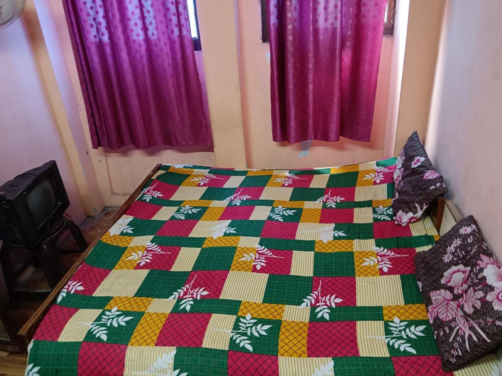 Maa Vaishno Guest House Váránasí Exteriér fotografie